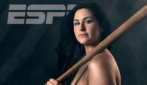 lauren chamberlain nude|Behind the scenes of Lauren Chamberlains ESPN Body Issue shoot